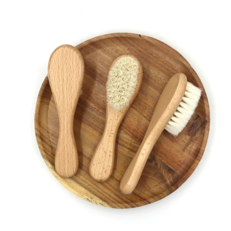 Baby-Haarbürste aus Wolle & Holz – sanft zur Kopfhaut & ideal für Neugeborene